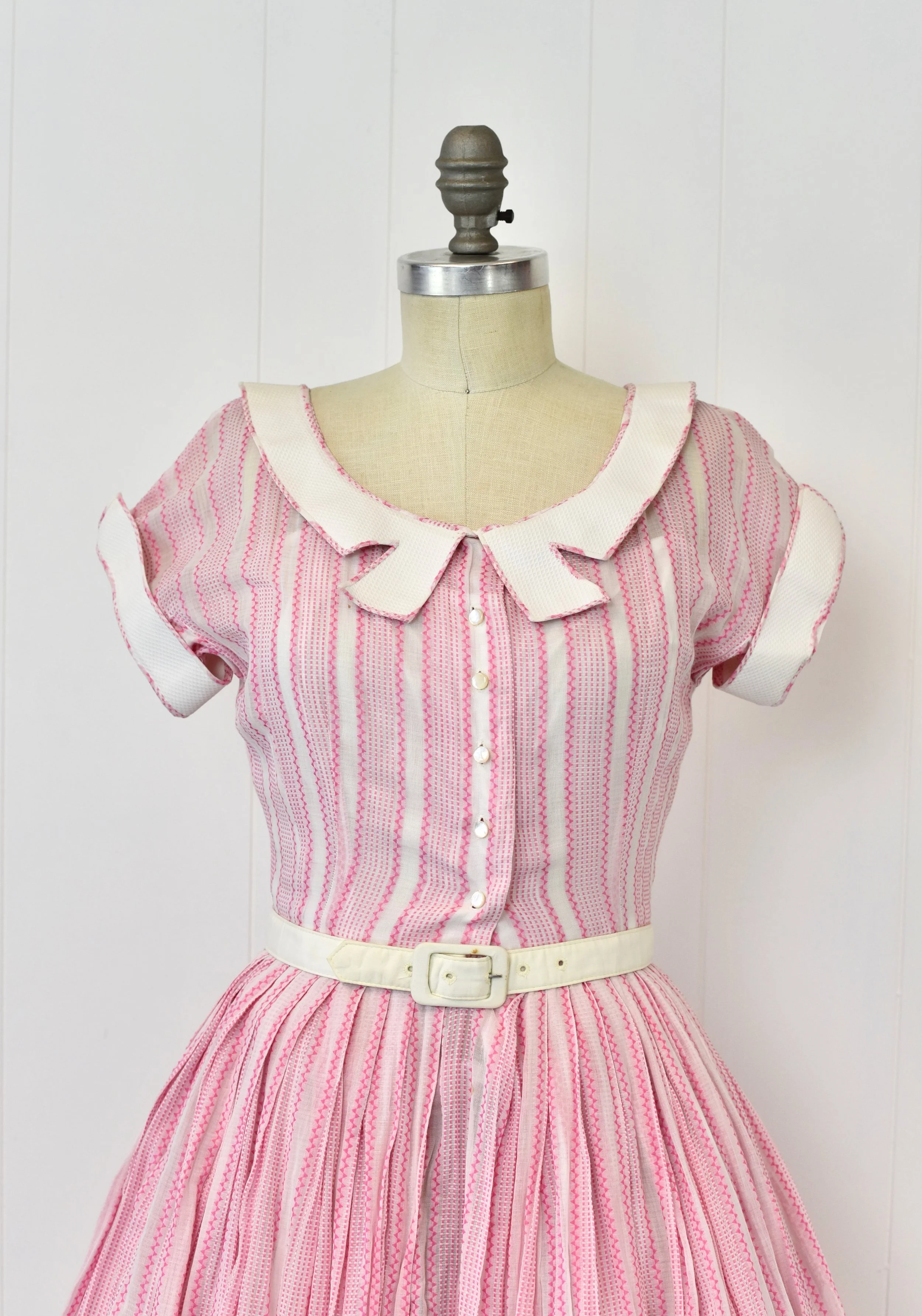 1950s Lillie Rubin Pink White Striped Cotton Pinup Day Dress 1950s Lillie Rubin Pink White Striped Cotton Pinup Day Dress